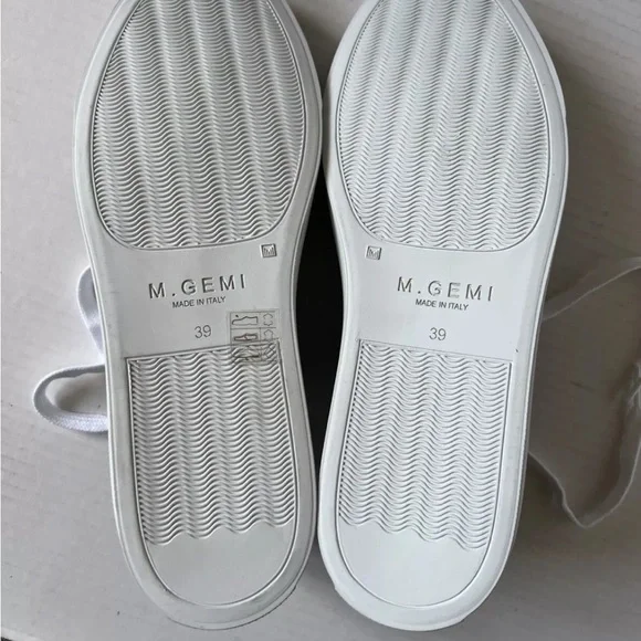 💖SALE💖M. Gemi 39/8.5 Sneakers Shoes Gray Patent Leather Made in Italy Women's - Picture 8 of 9